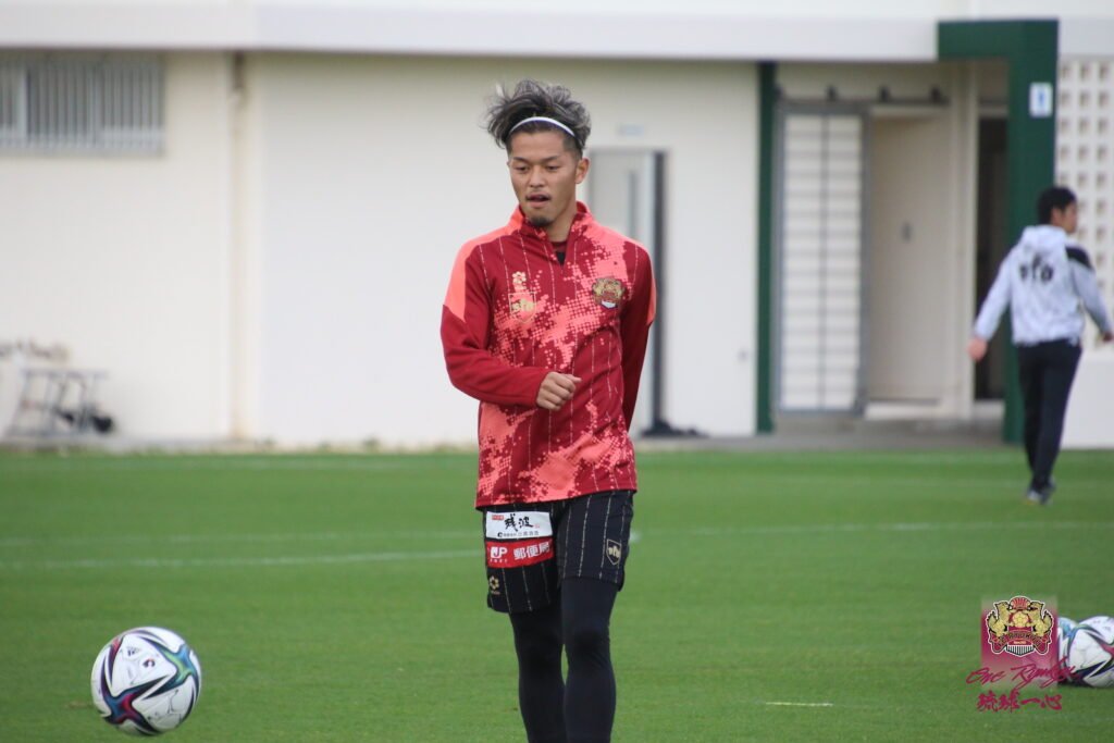 HOT; 【非売品】希少 FC琉球 選手実用 トレーニングウェア レア