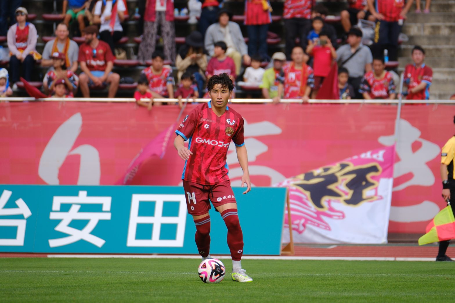 城南FC・金聖ジュン（元C大阪）実使用＆直筆サイン入スパイク